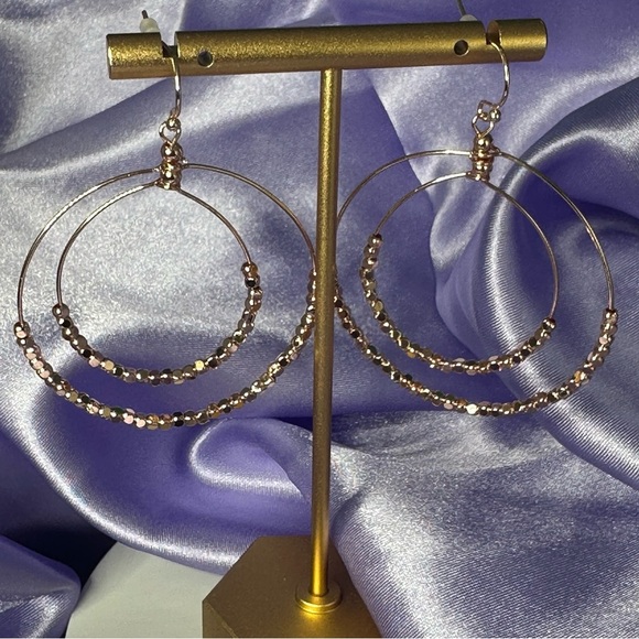 Rose Gold Hoop Dangle Earrings – Double Circle Beaded Drops – Lightweight NWT - Picture 8 of 9